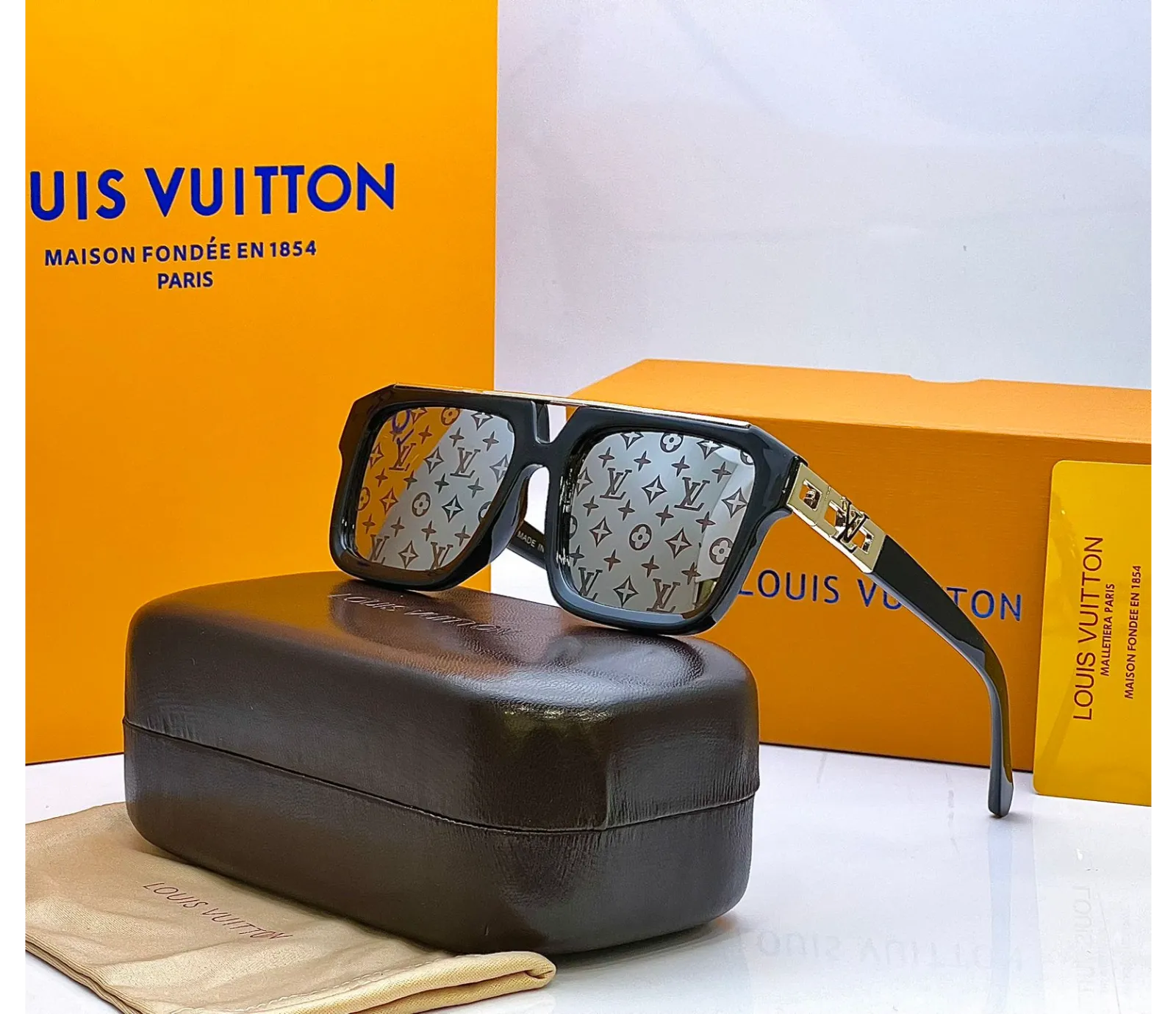 Louis Vuitton 6050 Black Print Logo Lens Sunglass