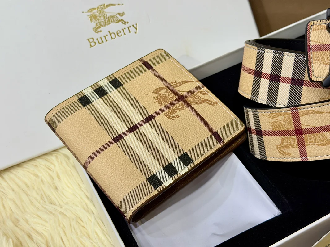 Burberry Check Belt & Wallet Gift Set with Signature B Buckle