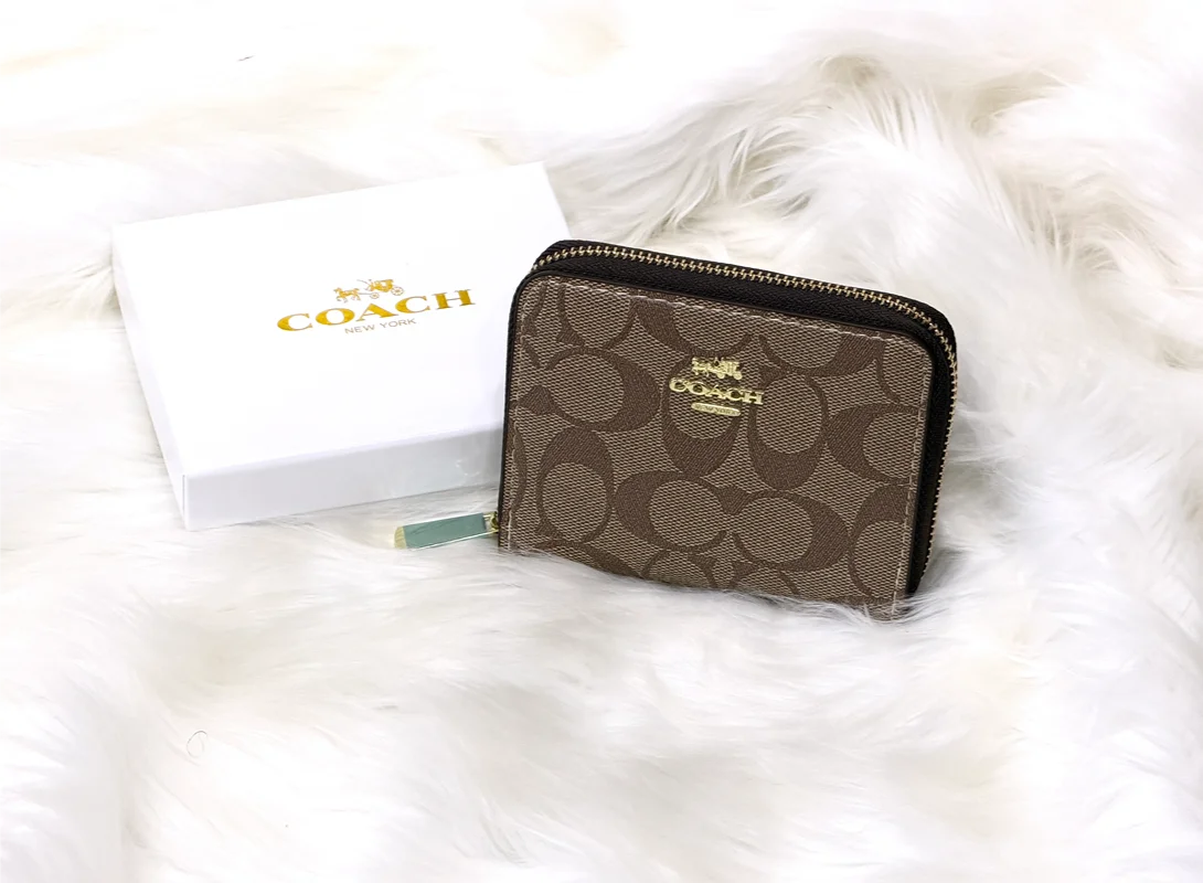 Coach Signature Canvas Zip Wallet – Brown
