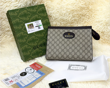 Gucci Beige GG Monogram Oval Logo Zip Pouch