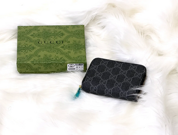 Gucci GG Monogram Style Zip Card Holder – Black