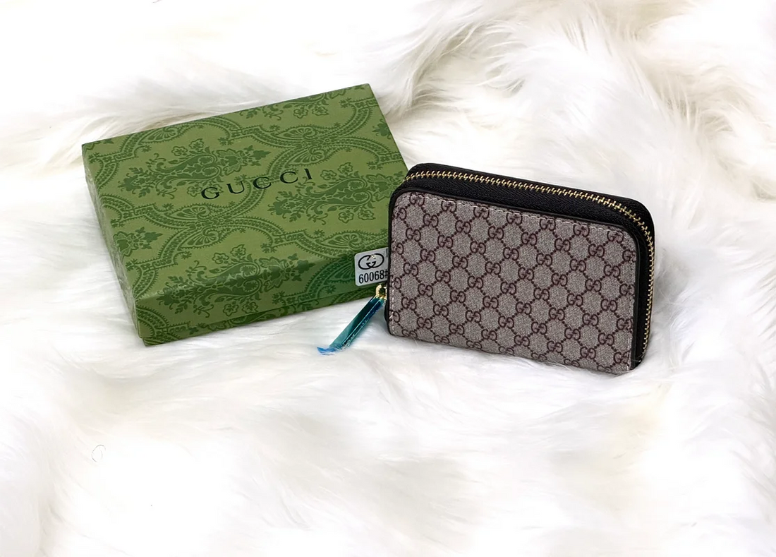 Gucci GG Pattern Accordion Card Holder Wallet – Brown