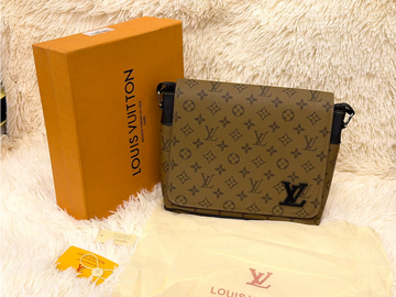 Louis Vuitton Monogram Khaki Flap Messenger Crossbody Bag