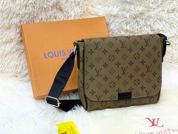 Louis Vuitton Monogram Messenger Crossbody Bag