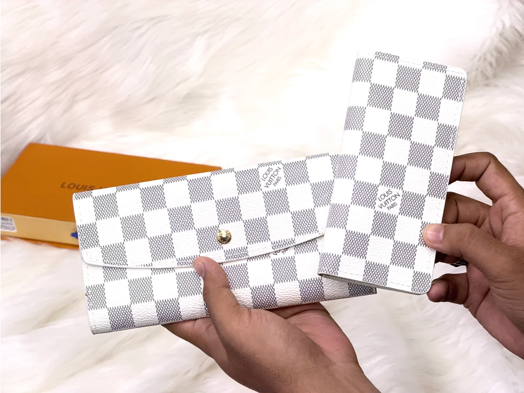 Louis Vuitton Sarah Wallet in Damier Azur Canvas