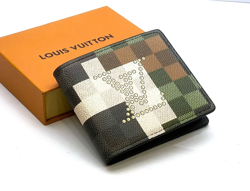 Louis Vuitton Wallet L4