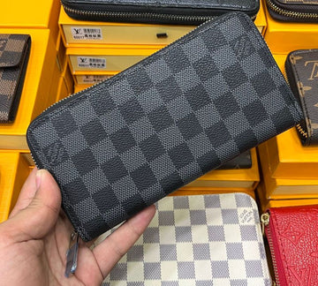 Louis Vuitton Ladies Wallet WL4