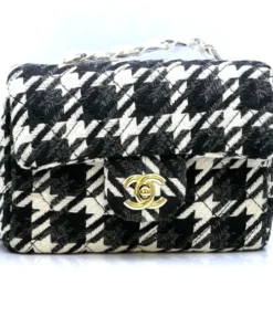 Chanel Mini Ladies Bag White Black Lining Color